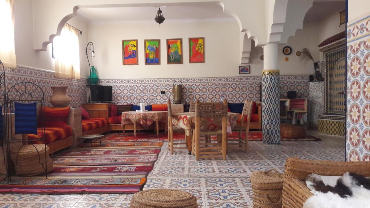 הוילה אסאוירה Taghart, La Belle Demeure מראה חיצוני תמונה